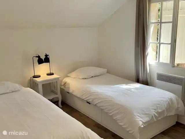 La Croze - Gite Renoir huren in Frankrijk, Lot, Vire-sur-Lot - appartement Slaapkamer 2