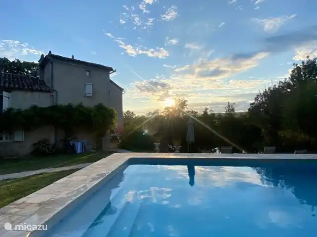 La Croze - Gite Renoir huren in Frankrijk, Lot, Vire-sur-Lot - appartement Zwembad open van mei tot en met september