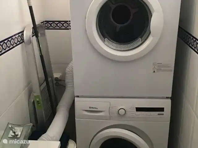 apartamento en España, Costa del Sol, Benalmádena – Casa Schellenboom Habitación con lavadora y secadora