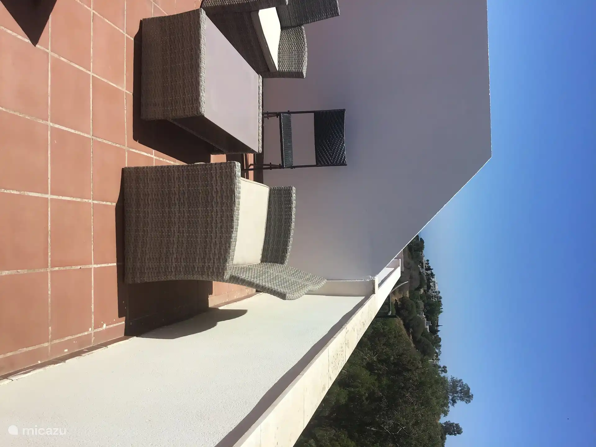 The terrace with gazebo for

Louncheset on the terrace 

