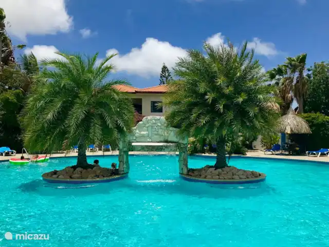 Beau bungalow sur SeruCoral Curaçao | Curaçao, Curaçao-Centre, Partisan du corail - bungalow la plus grande piscine de l'île