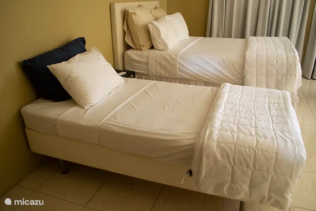 Dies ist ein 2-Einzelbett im Studio