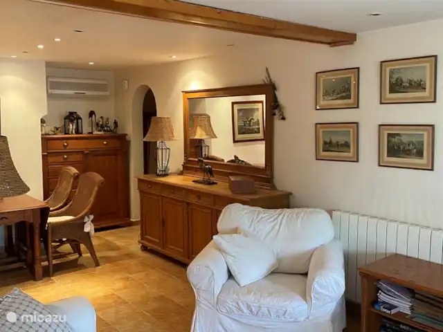 Belle villa double | Espagne, Costa Brava, Calonge - villa Coin repas avec accès direct à la chambre et à la salle de bain (rez-de-chaussée)