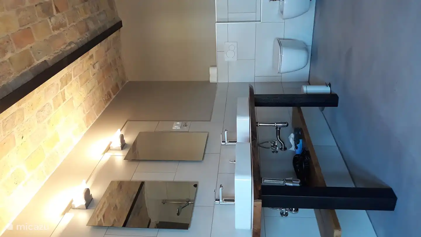 En-suite Badezimmer zum Hauptschlafzimmer.