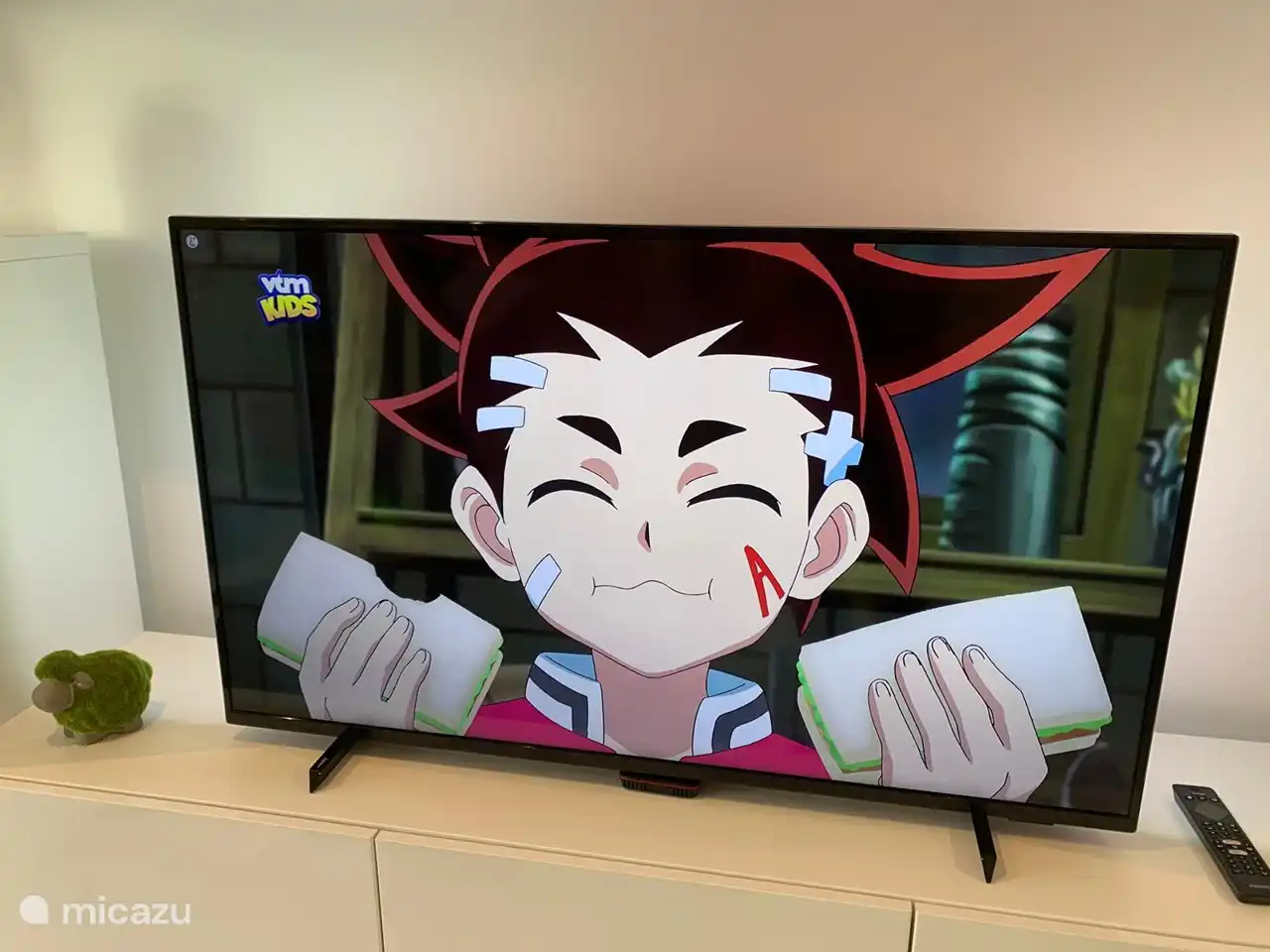 Die Kinder können auch niederländischsprachige TV-Programme genießen