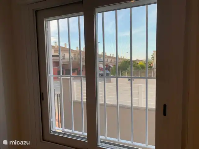Casa Beausezo, appartement de luxe | Espagne, Costa Blanca, Torrevieja - appartement La chambre 1 est située sur la terrasse à l'avant de l'appartement