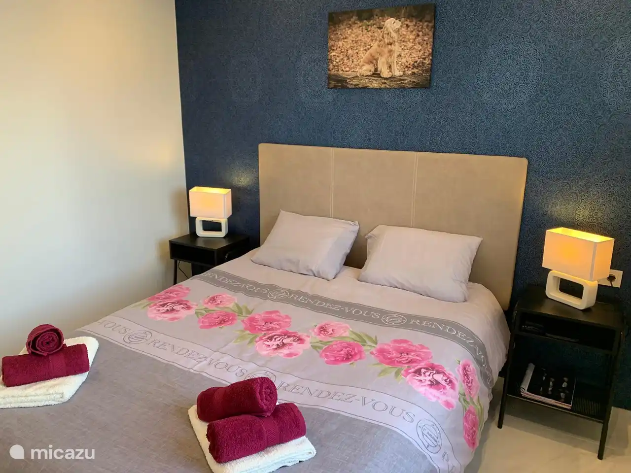 Gemütliches Hauptschlafzimmer