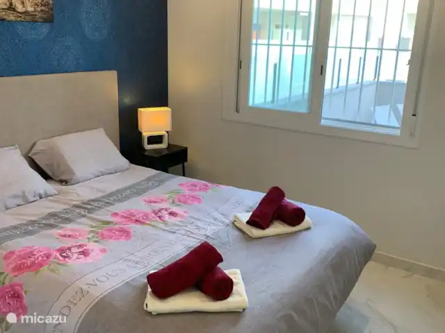 Casa Beausezo, appartement de luxe | Espagne, Costa Blanca, Torrevieja - appartement La chambre 2 est située sur la terrasse côté jardin