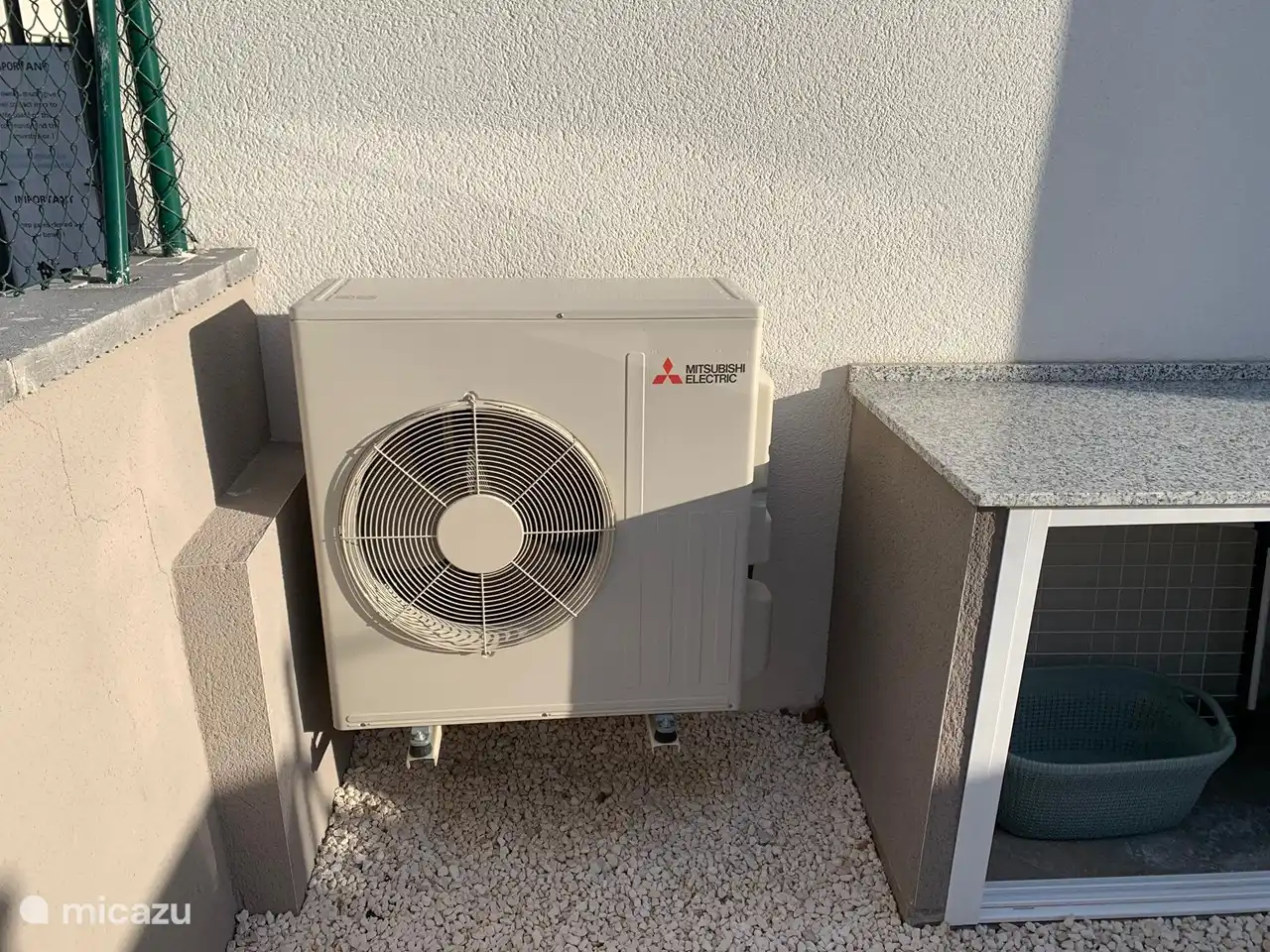 Zentrale Klimaanlage und Heizung in der gesamten Wohnung vorhanden