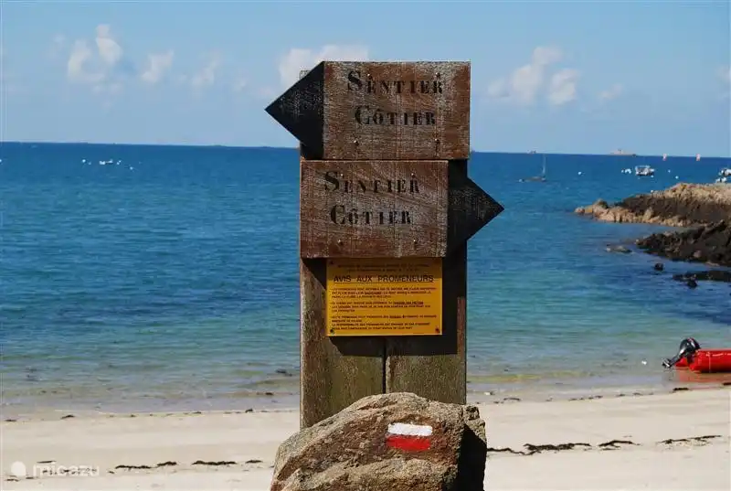 Der Sentier des douaniers 'ist eine alte Bräuche Pfad entlang der gesamten Küste der Bretagne. Dieser Weg führt Sie entlang der schönsten Orte.