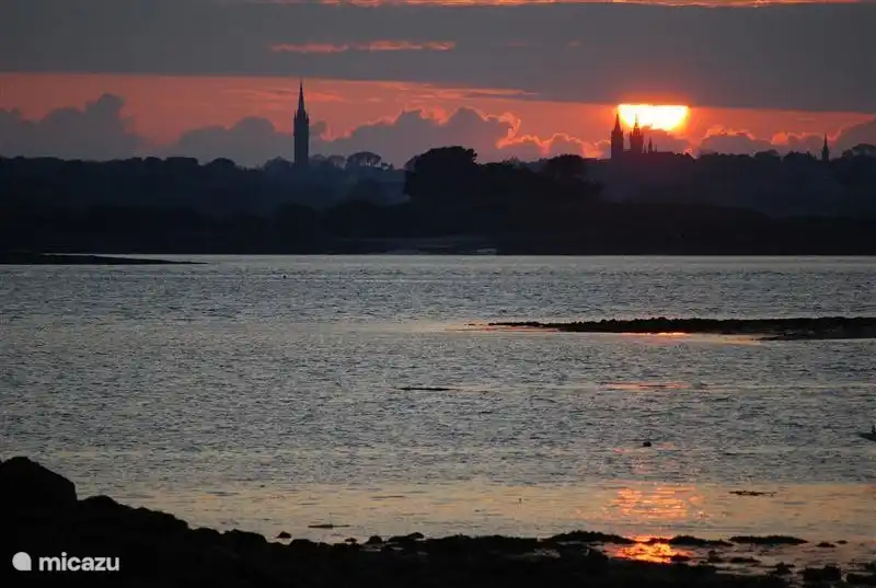 Schöner Sonnenuntergang am Saint Pol de Leon.
