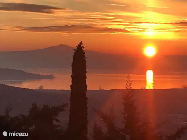 vakantiehuis huren in Italië, Umbrië, Piegaro – Casa Lavanda Sunset Lago di Trasimeno (Tuoro)