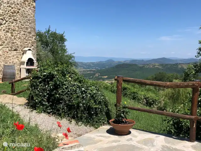 vakantiehuis huren in Italië, Umbrië, Piegaro – Casa Lavanda Het uitzicht vanaf het nieuwe terras