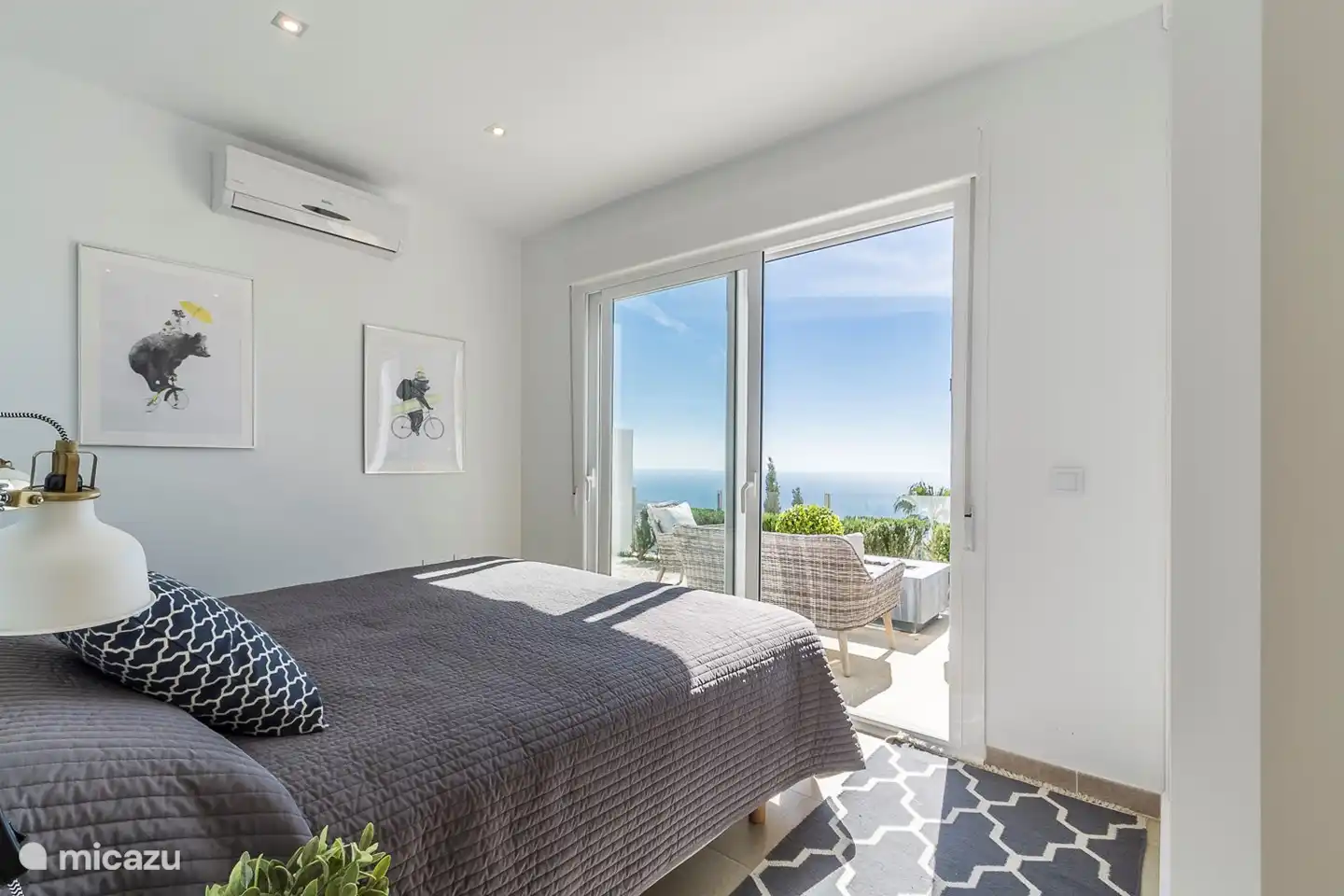 Schlafzimmer mit Aussicht