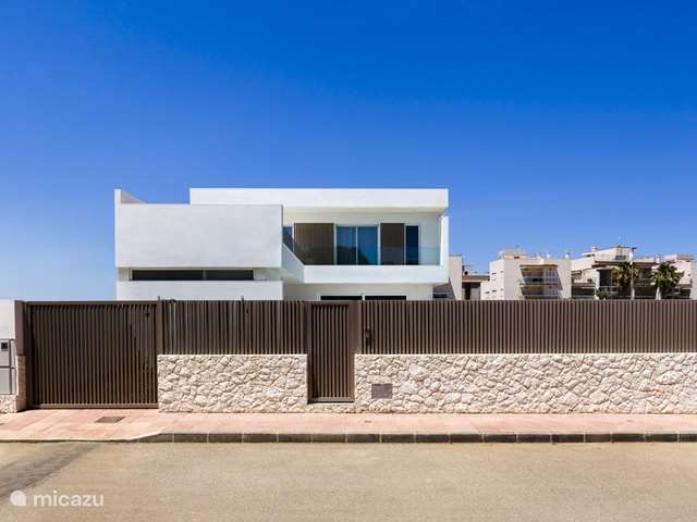 Casa vacacional España, Murcia, San Pedro del Pinatar - villa Villa Olivia con piscina climatizada