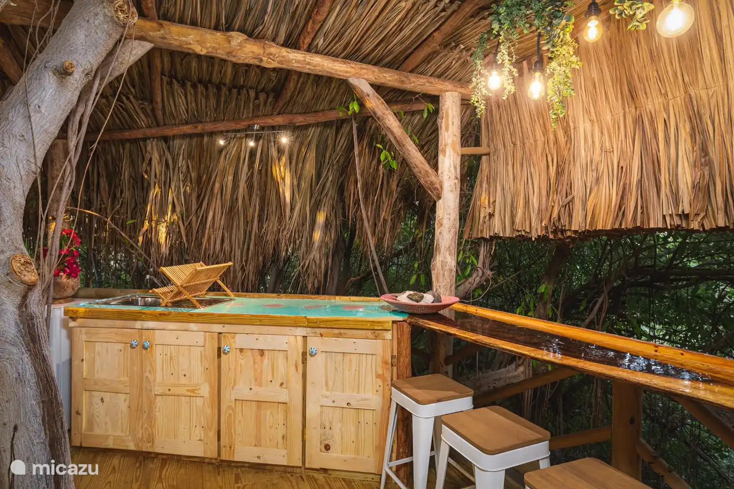 Kochnische mit Essbereich