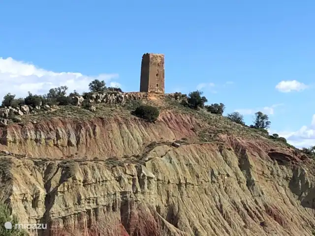 Casa Sol Montroy Valencia, España en España, Valencia, Montroy - casa vacacional La torre de Montroy, vestigio de la época de los moros.