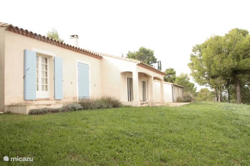 Vacation rental France, Aude, Bouilhonnac Holiday house Hieros Naouto, ideal with 2 families