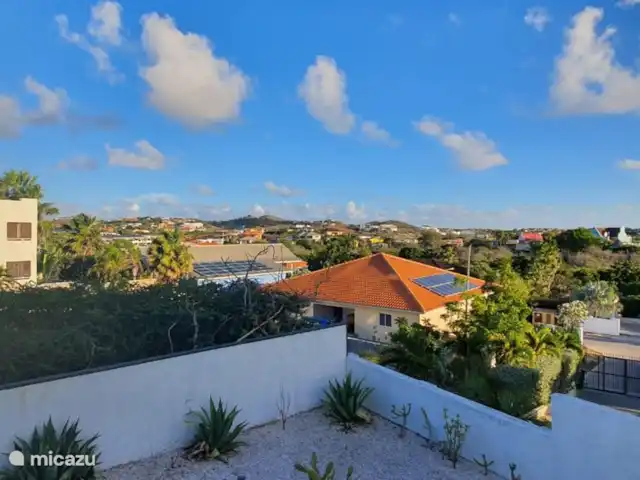 Location de Vacances Curaçao, Banda Ariba (est), Brakkeput Abou, appartement - H&M apartments Curaçao La vue depuis le porche