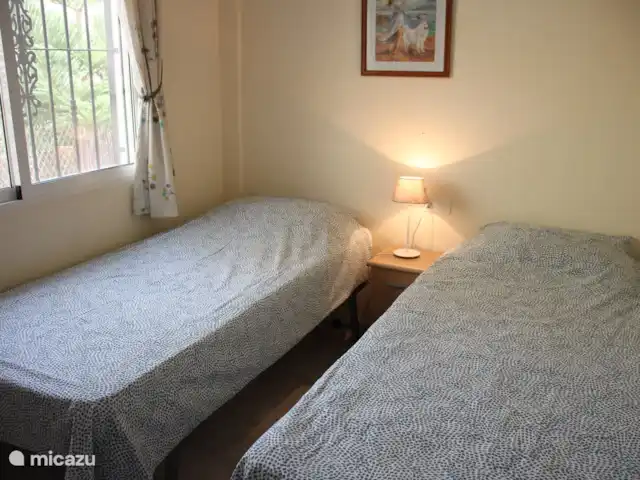 villa huren in Spanje, Costa Blanca, San Fulgencio La Marina – Casa Yepaza * 25 min van Alicante* slaapkamer 2 met 2 één persoons bedden