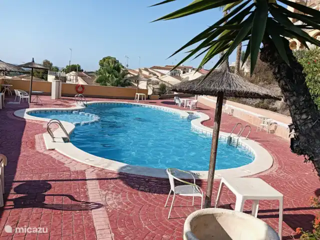 villa huren in Spanje, Costa Blanca, San Fulgencio La Marina – Casa Yepaza * 25 min van Alicante* Gezamenlijk zwembad op 4 min loopafstand van onze woning waar u gratis gebruik van kunt maken