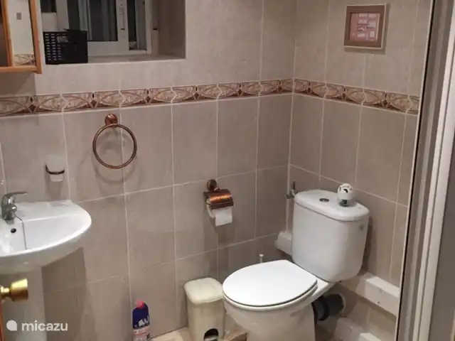 villa huren in Spanje, Costa Blanca, San Fulgencio La Marina – Casa Yepaza * 25 min van Alicante* benden unit douche/ toilet