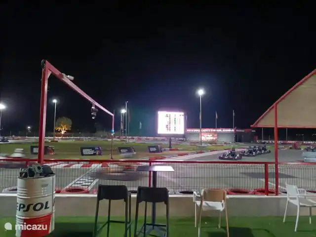 villa huren in Spanje, Costa Blanca, San Fulgencio La Marina – Casa Yepaza * 25 min van Alicante* Go-karts Fulgencio. Een leuke kartbaan op nog geen 8 min rijden van onze woning. In de zomermaanden tot wel 23.00 uur geopend. Leuk om te kijken of te doen.