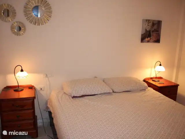 villa huren in Spanje, Costa Blanca, San Fulgencio La Marina – Casa Yepaza * 25 min van Alicante* slaapkamer 1 met een nieuw groter bed ( afmeting 1.60 x 2.00 mtr.