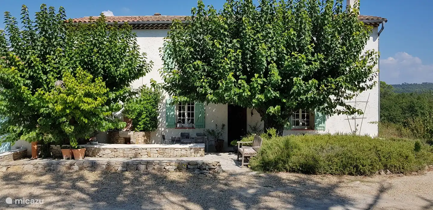 Voorzijde Le Poulailler