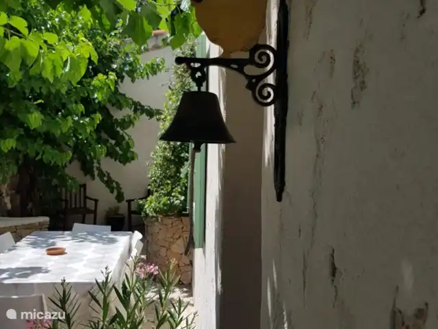 Bastide Poulailler | France, Var, Lorgues - villa Terrasse avant