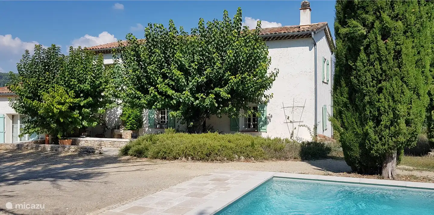 Voorzijde Le Poulailler