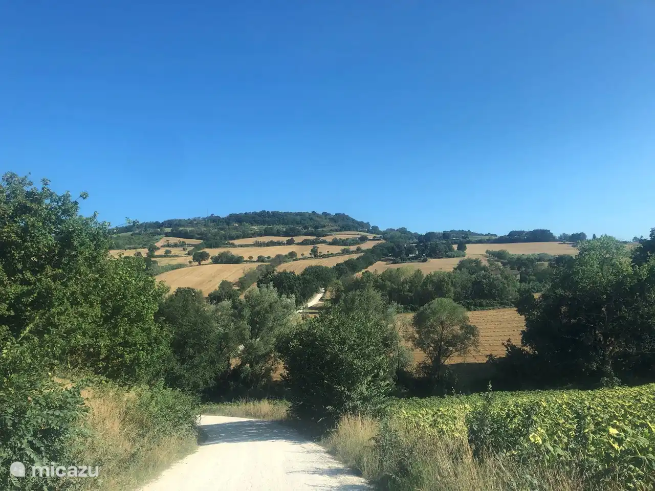 strada bianca von Monte Cosaro nach Casa Celestino