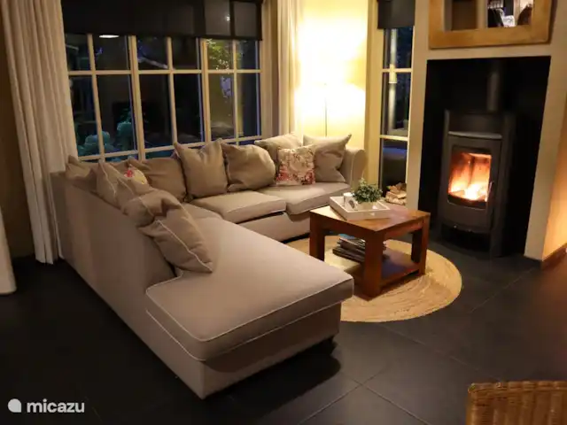 Casa Boschlust en Países Bajos, Güeldres, Hulshorst (Veluwemeer) - bungaló Acogedor salón con chimenea!