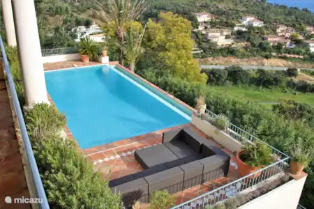 Vakantiehuis Frankrijk, Côte d´Azur, Sainte-Maxime villa Villa Amelie met zwembad en zeezicht