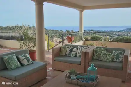 Vakantiehuis Frankrijk, Côte d´Azur, Sainte-Maxime villa Villa Amelie met zwembad en zeezicht