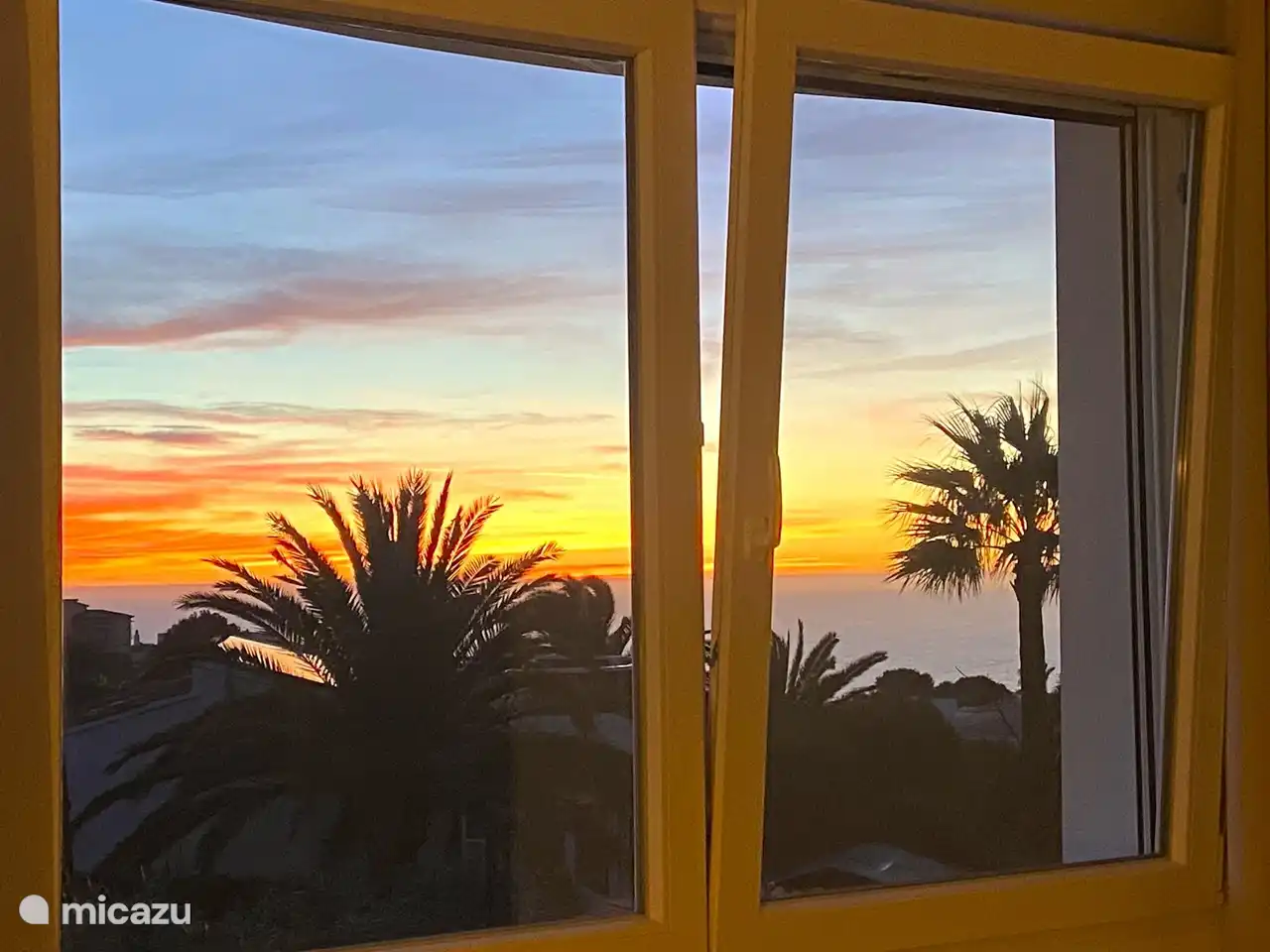 Guten Morgen! Ihre Aussicht vom Bett im Hauptschlafzimmer. Wollen Sie das nicht auch?