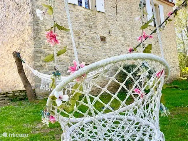 Location de Vacances France, Dordogne, Degagnac, maison de vacances - La Chouette fauteuil à bascule