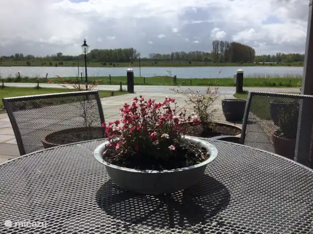 Location de Vacances Pays-Bas, Utrecht, Wijk bij Duurstede, maison de vacances - Lieu unique sur l'eau Belle vue depuis votre propre terrasse