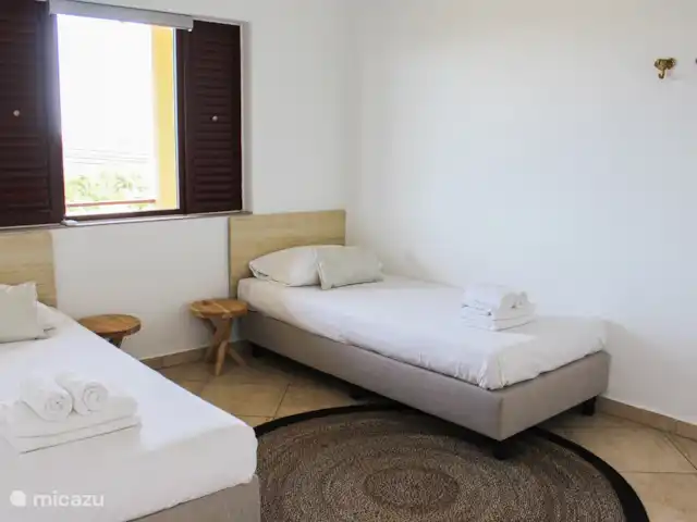 vakantiehuis huren in Curaçao, Banda Ariba (oost), Jan Thiel – Vakantie Villa Micazu Curacao 25 p slaap kamer