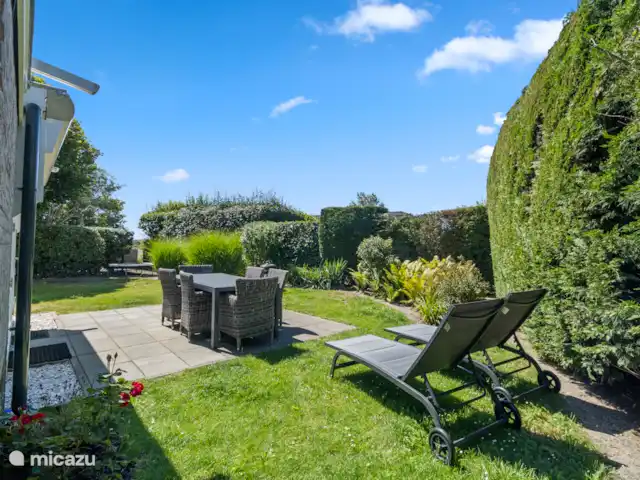 Le plus bel endroit de Noordwijk | Pays-Bas, Hollande méridionale, Noordwijk - maison de vacances Vue d’ensemble du jardin