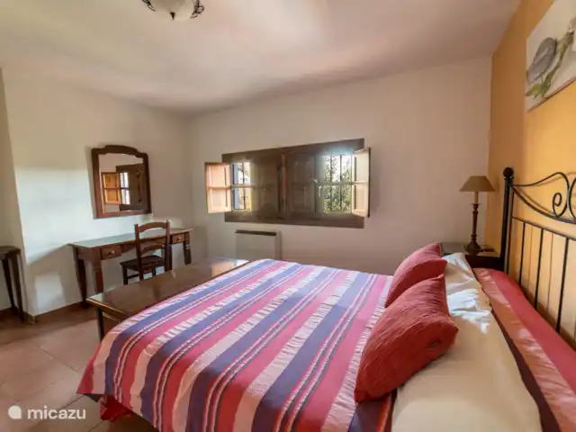 El Valle, casa El Laurel | Espagne, Andalousie, Durcal - maison de vacances vu de l'autre côté.