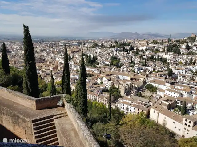 El Valle, casa El Laurel | Espagne, Andalousie, Durcal - maison de vacances de La Alhambra une belle vue sur la ville de Grenade elle-même.