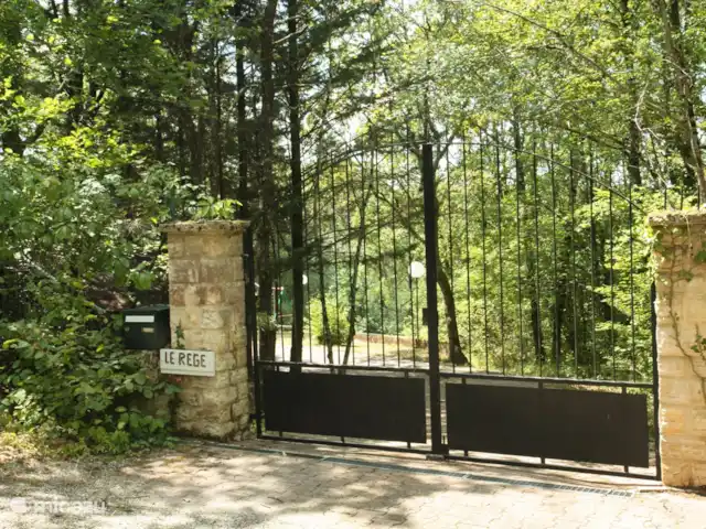 Le Rege huren in Frankrijk, Lot, Pontcirq - vakantiehuis Toegangspoort