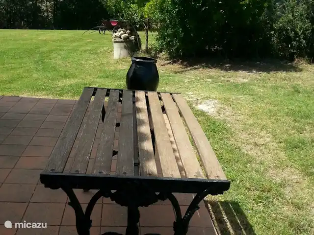 Villa San Vitale Bed & Breakfast 2p huren in Italië, Marche, San Lorenzo In Campo - bed & breakfast Terras bij de ingang van Gianni