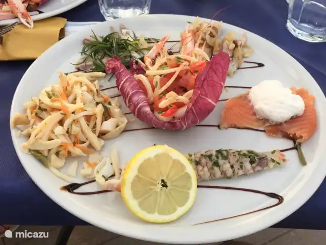 Villa San Vitale Bed & Breakfast 2p huren in Italië, Marche, San Lorenzo In Campo - bed & breakfast Heerlijke visgerechten aan het strand en in vele restaurants in de buurt