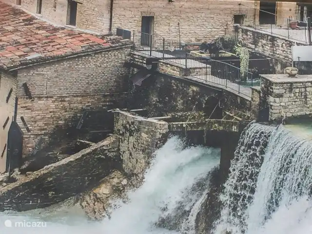 Villa San Vitale Bed & Breakfast 2p huren in Italië, Marche, San Lorenzo In Campo - bed & breakfast Juweeltjes in de buurt van Villa San Vitale:waterval bij Fossombrone