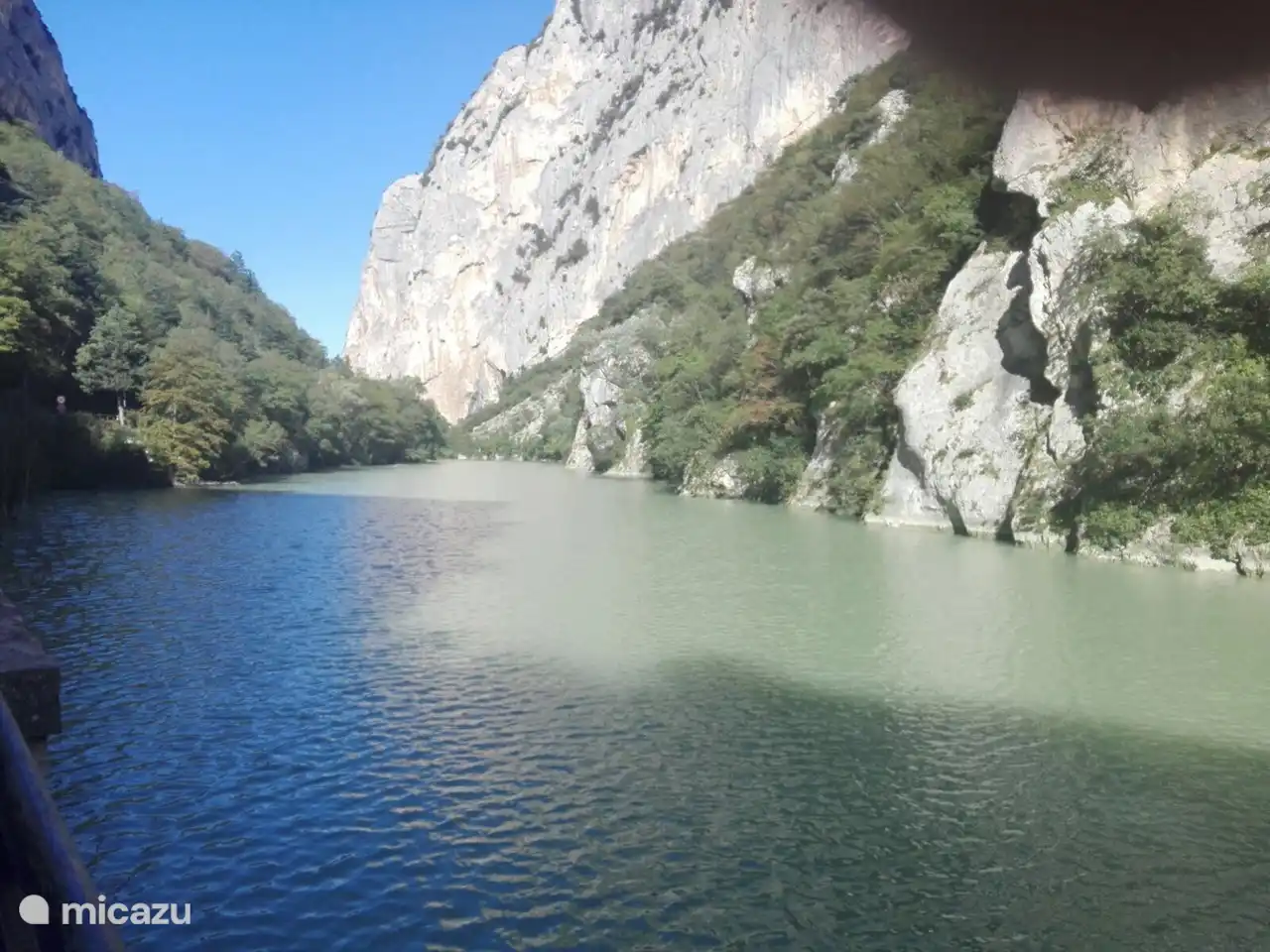 Gemas cerca de Villa San Vitale: paseo por el río Furlo