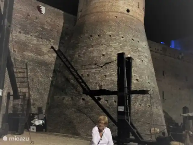 Villa San Vitale Bed & Breakfast 2p huren in Italië, Marche, San Lorenzo In Campo - bed & breakfast Juweeltje in de buurt van Villa San Vitale: prachtige middeleeuwse burcht  in Mondavio. Ook lekkere pizza's daar!