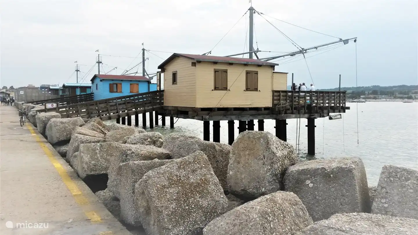 Joyas cerca de Villa San Vitale: antiguas casas de pescadores en Fano