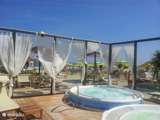 Villa San Vitale Bed & Breakfast 2p huren in Italië, Marche, San Lorenzo In Campo - bed & breakfast Juweeltjes in de buurt van Villa San Vitale: lounge en spa strandtent in Fano